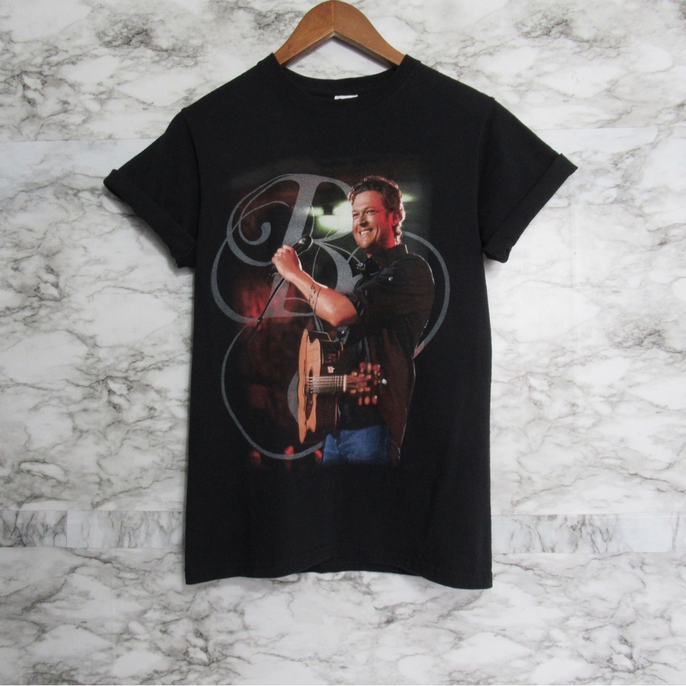 Blake Shelton All About Tonight 2011 Graphic Concert Tee Shirt Size Small
